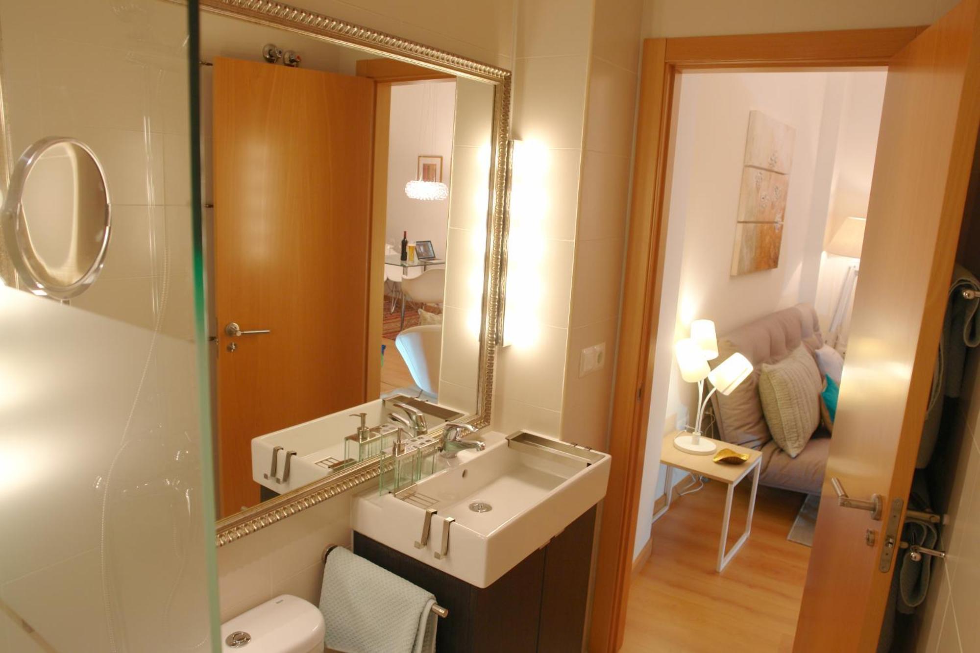 Moderno Y Centrico Apartamento 1 Dormitorio Malaga Exterior photo